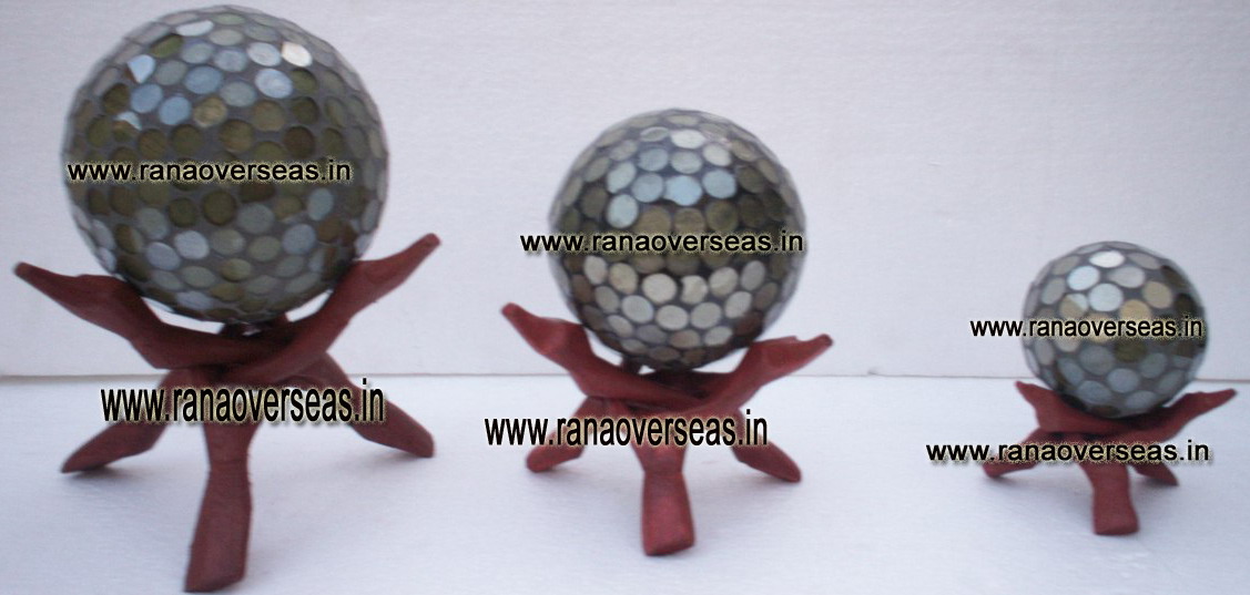 MOSAIC BALLS WITH STAND 4  - 5 
